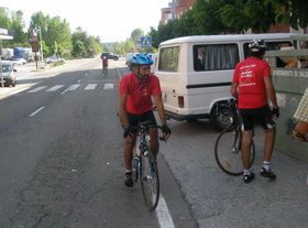 Amigos de la Bici al llegar a Saldaa